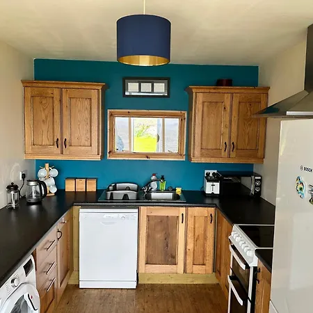 Ryan's Seaside Escape - Entire House On The Ocean بيت للعطل *